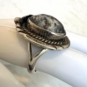 Vintage Sterling Silver Southwestern white buffalo Statement Ring thumbnail 3