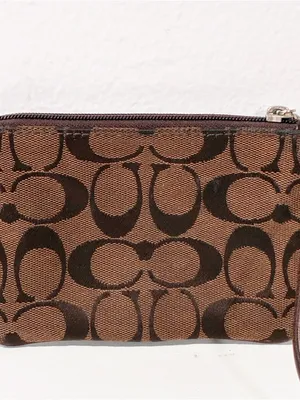 Coach Signature C Canvas Wristlet Brown Tan Stagecoach Coach Logo thumbnail 4