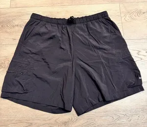 Columbia‎ Women's Black Belted Mid-rise Size Small S Nylon Zip Cargo Shorts thumbnail 1