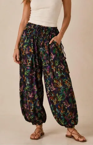 Anthropologie Breezy Sheer Balloon-Leg Pants BLK Motif L NWT IN PACKAGE thumbnail 1