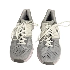 ON Cloudswift Women's Sneakers in White/Gray, Size 8.5 thumbnail 3