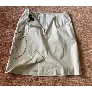 Harold’s Beige Pencil Skirt with Multicolor Embroidery - Size 2 thumbnail 6