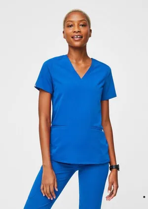 FIGS Casma™ Three-Pocket Scrub Top thumbnail 1