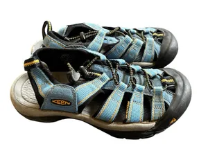 KEEN Women's Newport H2 Water Sandal Sz 6 Toe Protection Blue Black Waterproof thumbnail 1