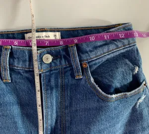 Abercrombie 26/2 Curve Love 90s Straight Ultra High Rise Jeans thumbnail 6