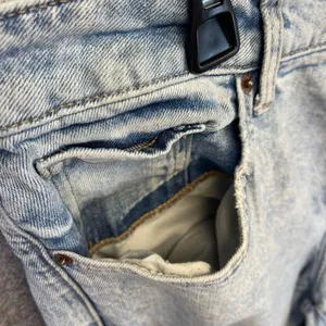 OLD NAVY Jeans Women's Size 18 Blue Denim Distressed OG High‎ Rise Straight Leg thumbnail 16