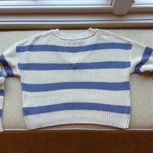 Wild Fable Cropped Sweater thumbnail 6