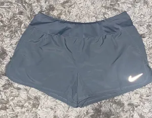Nike Shorts thumbnail 1