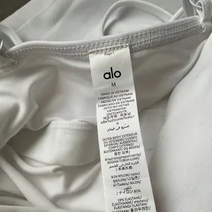 Alo Yoga Airbrush Streamlined Dress White/White M thumbnail 4