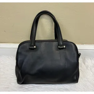 Guess Shawna Small Cali Black Leather Satchel Padlock Charm thumbnail 2