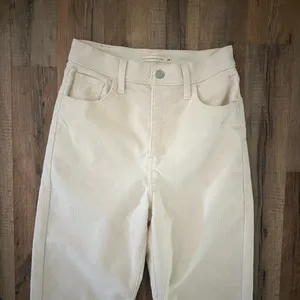Levis High Waisted Mom Jean in Cream Cord thumbnail 7