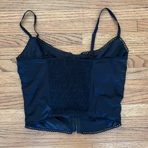 Superdown black top thumbnail 3
