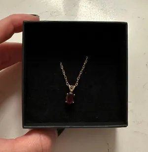 Garnet Stone Necklace Gold thumbnail 1