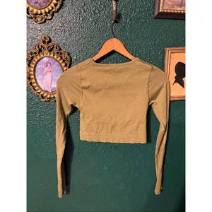 Lululemon Green Ribbed Ebb To Street Cropped Long Sleeve Sz 4 Padded thumbnail 2