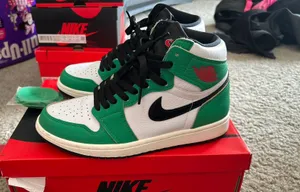 Air Jordan 1 thumbnail 1