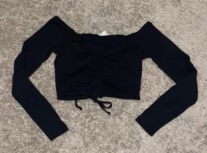 Crop Top thumbnail 1