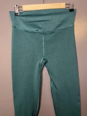 FP Movement Good Karma Leggings Womens M/L Green High Rise Ankle Pants Yoga thumbnail 1