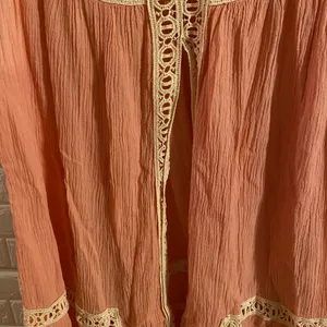 Umgee women’s blouse opening on back medium p1 thumbnail 9