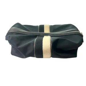 RARE Y2K 2000's Vintage Coach Hampton Travel Toiletry Kit (#5060) Makeup Bag thumbnail 4