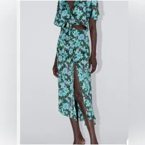 ZARA Vibrant Blue & Green Floral Midi‎ Skirt Satin Size S Made in Morocco EUC thumbnail 2
