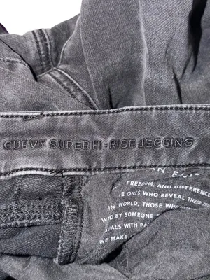 American Eagle Curvy Super Hi Rise Jegging Black Next Level Stretch Distress 10 thumbnail 6