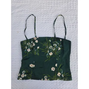 Reformation Overland Silk Floral Daisy Cami Top Green Smocked Back Size 0 thumbnail 3