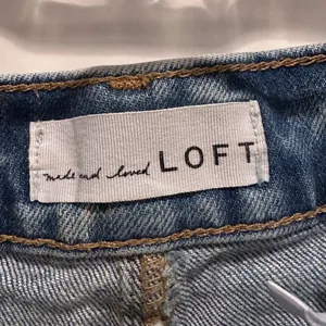 Loft High Waist Straight Crop Distresssed Denim‎ Jeans Size 32 thumbnail 3