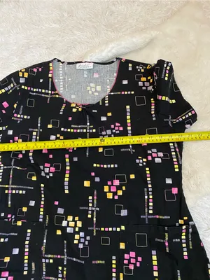 Fresh Scrubs black pattern scrub top woman’s medium thumbnail 7