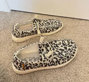 HEYDUDE Wendy Slip-On - Women's Size 7 thumbnail 2