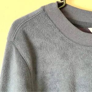 ANYBODY | Navy Blue Faux Fur Oversized Sweatshirt Sz S thumbnail 3