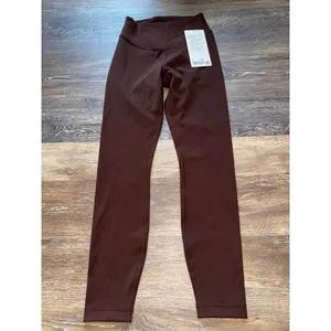 Lululemon Wunder Under SmoothCover High Rise 25” Lava Cake Size 4 NWT thumbnail 3