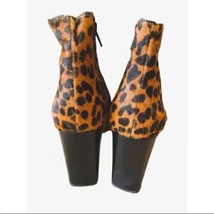 Banana Republic Trendy Cheetah Printed Block Heel Haircalf Leather Boots 6.5M thumbnail 4
