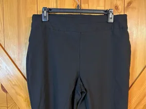 Chicos Womens So Slimming Cropped Pants Size 10 Black Stretch (0292) thumbnail 3