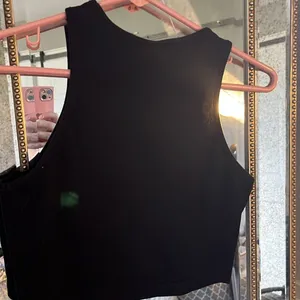 Black ribbed asymmetrical crop tank top size medium thumbnail 4