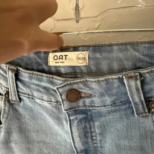 OAT New York Jeans Womens Size 10/30 Light Wash Denim Cropped‎ Raw Hem thumbnail 9
