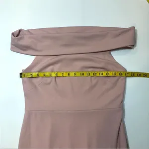 After Six 6800 Cuffed Off-the-Shoulder maxi
Gown Medium. thumbnail 4