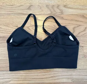 Lululemon Sports Bra thumbnail 2