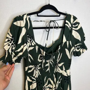 Francescas Forest Green Tropical Floral Linen Blend Puff Sleeve Midi Dress M thumbnail 4