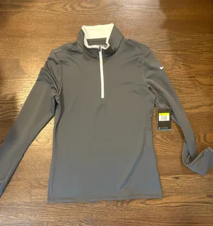Nike Golf Women’s Dri-Fit Long Sleeve Quarter Zip thumbnail 1
