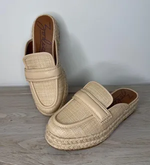 Zodiac Gizelle Chunky Platform Espadrille Mule Flats size 8 thumbnail 1