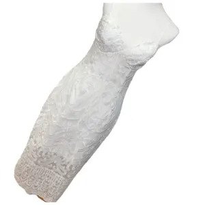 Bardot white lace midi dress Scalloped Vneckline with afitted sheath silhouette. thumbnail 3