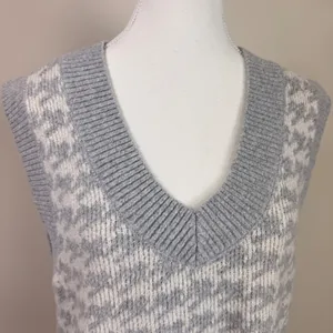 Abercrombie & Fitch Oversized Houndstooth V Neck‎ Sweater Vest Gray White Size S thumbnail 3