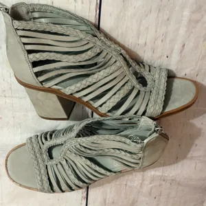 Vince camuto braided leather strappy chunky heel open toe taupe brand new thumbnail 12
