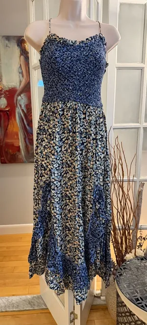 ✨Free People Smocked Floral Sundress XS ✨ thumbnail 1