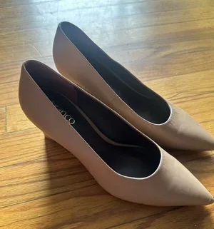 Franco Sarto Frankie Pointed Toe Wedge Pumps Slip On Leather Shoes Size 9M thumbnail 1