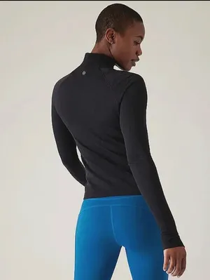 NWT! Athleta Black Long-Sleeve Half-Zip thumbnail 2