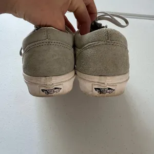 Vans‎ Women's Gray Suede Sneakers thumbnail 4