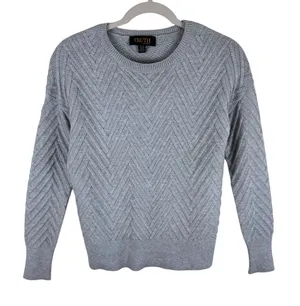 Truth By Republic Gray Plush Long Sleeve Crew Neck Chevron Pullover Sweater XS‎ thumbnail 1