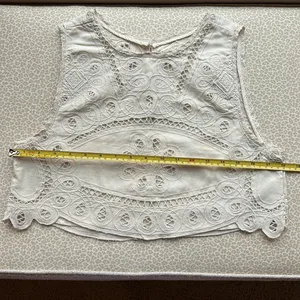 NWT Urban Outfitters Lace Overlay Cropped Top thumbnail 7