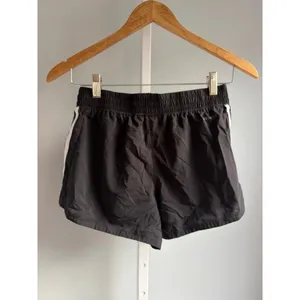 Adidas shorts size small thumbnail 5